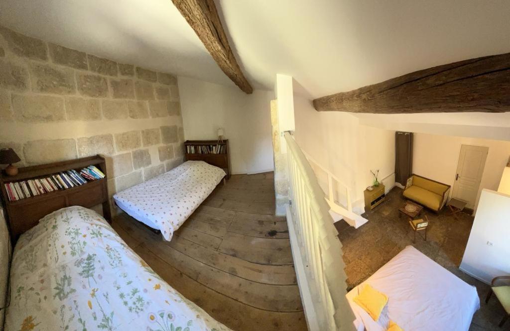 Oustaou De Betty Et Bob Bed and Breakfast Le Cailar Exteriör bild